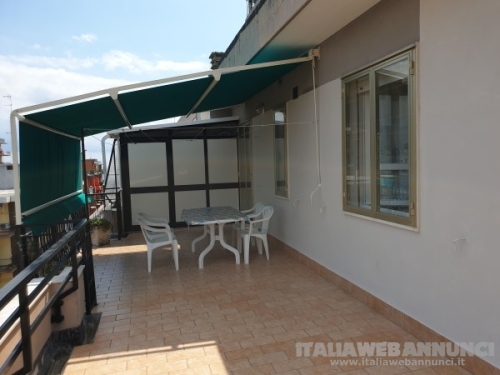 Affitto per vacanze appartamento con vista panoramica a soli 150 metri dal mare in Borghetto Santo Spirito (Sv)