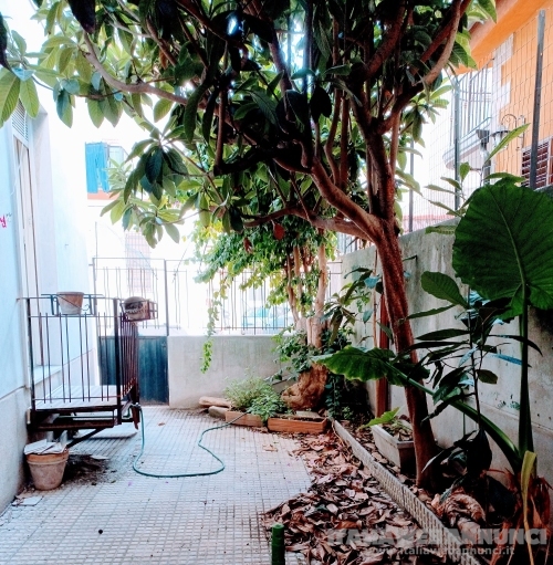 Vendesi Appartamento di mq. 142 con giardino e cantina  - inizio Via Palermo