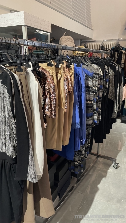 stock di abbigliamento firmato del BRAND Elisabetta Franchi