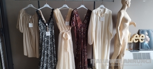 STOCK ABBIGLIAMENTO DONNA FIRMATO