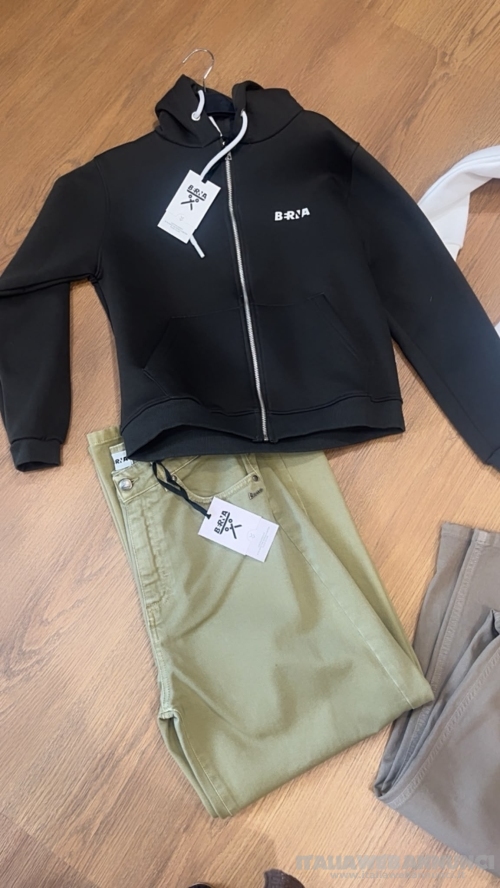 STOCK ABBIGLIAMENTO DONNA BERNA 1