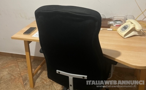SCRIVANIA E POLTRONCINA PIEGHEVOLE PER UFFICIO,STUDIO,CAMERETTA RAGAZZO O BAMBINO. 