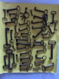 Vecchie chiavi in ferro battuto